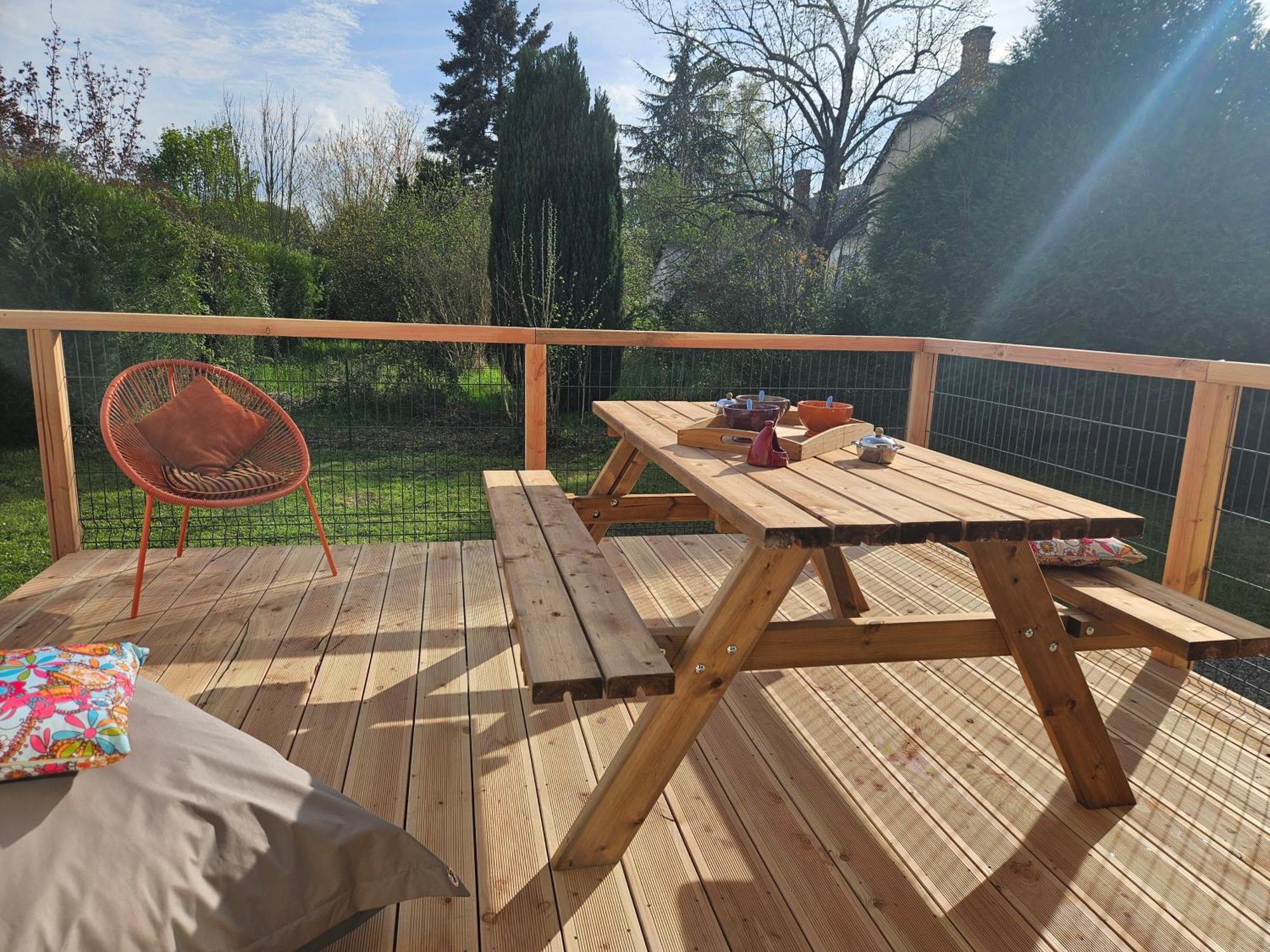 Comme A La Maison Couffy Exteriör bild